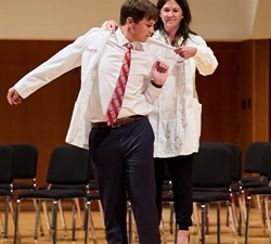 More than 200 Medical, Dental Students Receive White Coats