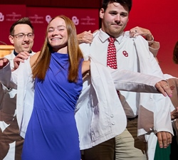 More than 200 Medical, Dental Students Receive White Coats