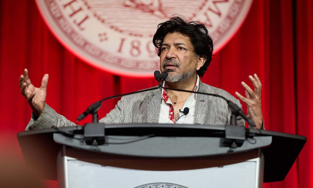 Siddhartha Mukherjee discusses AI and health at OU Presidential Speakers Series dinner